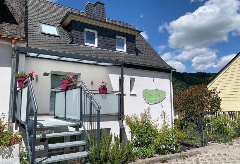 ジュニアスイート, La Maison Vintage