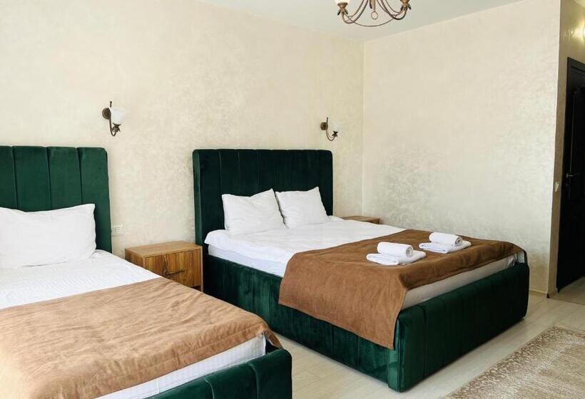 سوییت با چشم‌انداز کوه, Gold Palace Wellness & Spa