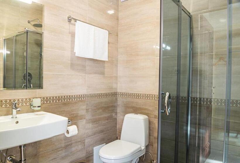 سوییت با چشم‌انداز کوه, Gold Palace Wellness & Spa
