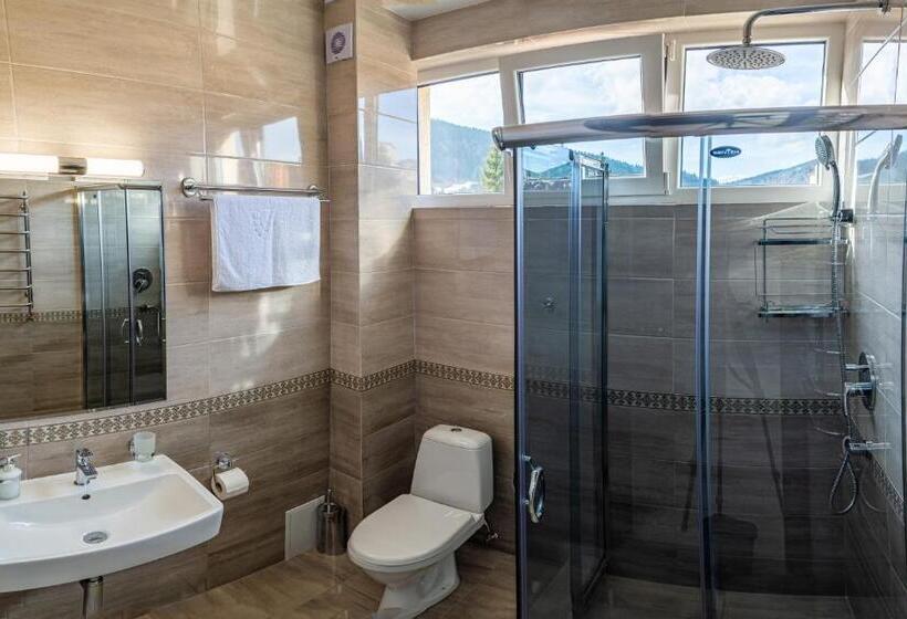 اتاق لوکس سه تخته, Gold Palace Wellness & Spa