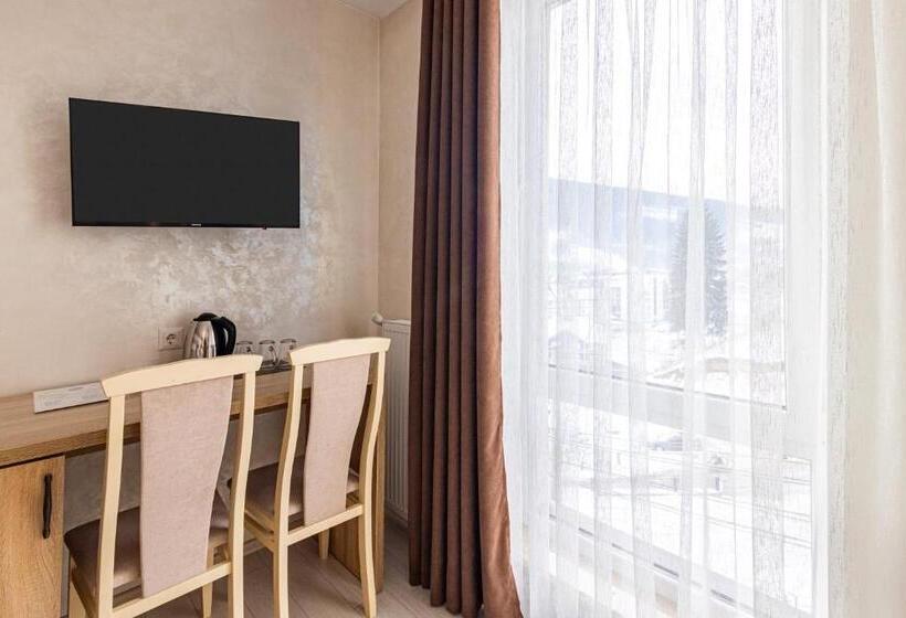اتاق لوکس سه تخته, Gold Palace Wellness & Spa