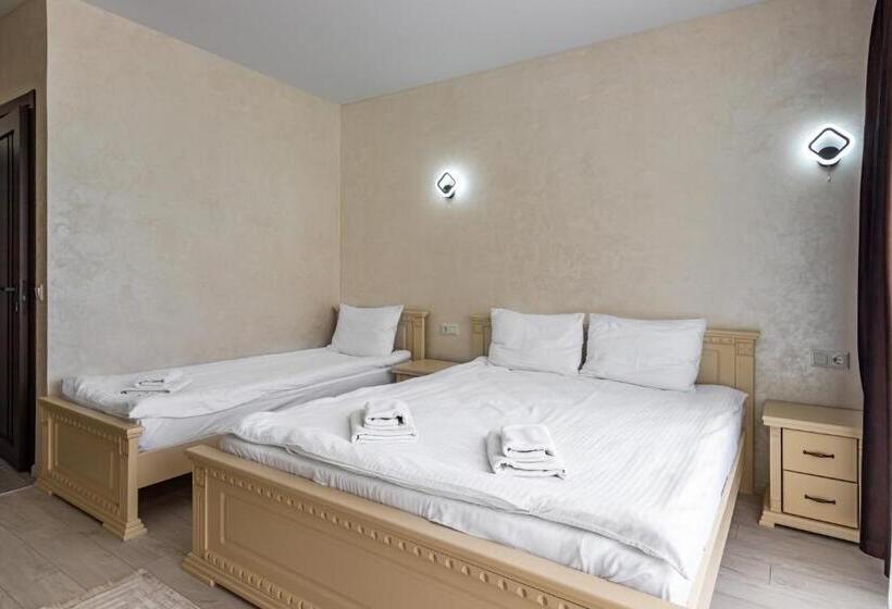 اتاق استاندارد سه نفره, Gold Palace Wellness & Spa