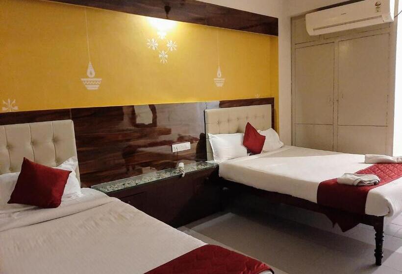 Suíte Deluxe, Ravi Krishna Inn