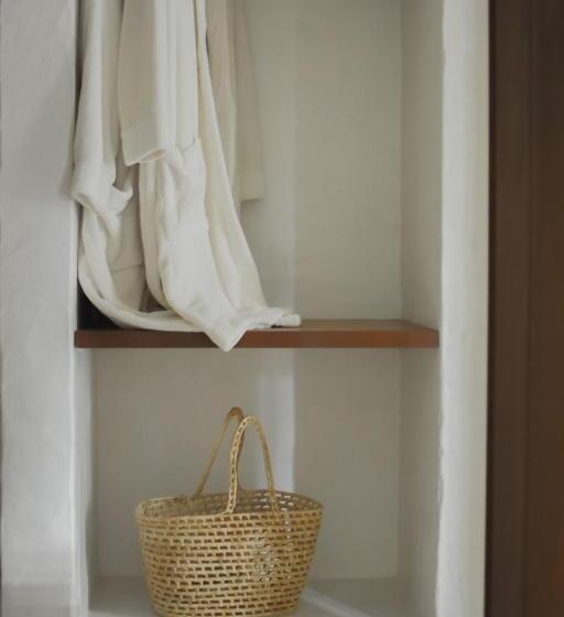 ガーデンビュースタンダードルーム, Aurora E Vale