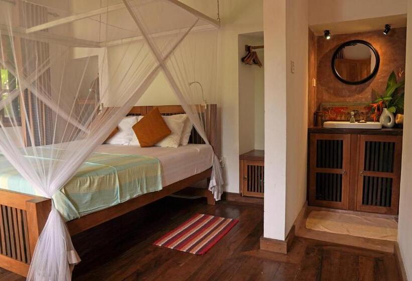 샬레, The Secret Guesthouse