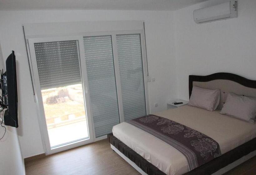 اتاق لوکس, Zigovic Apartmani