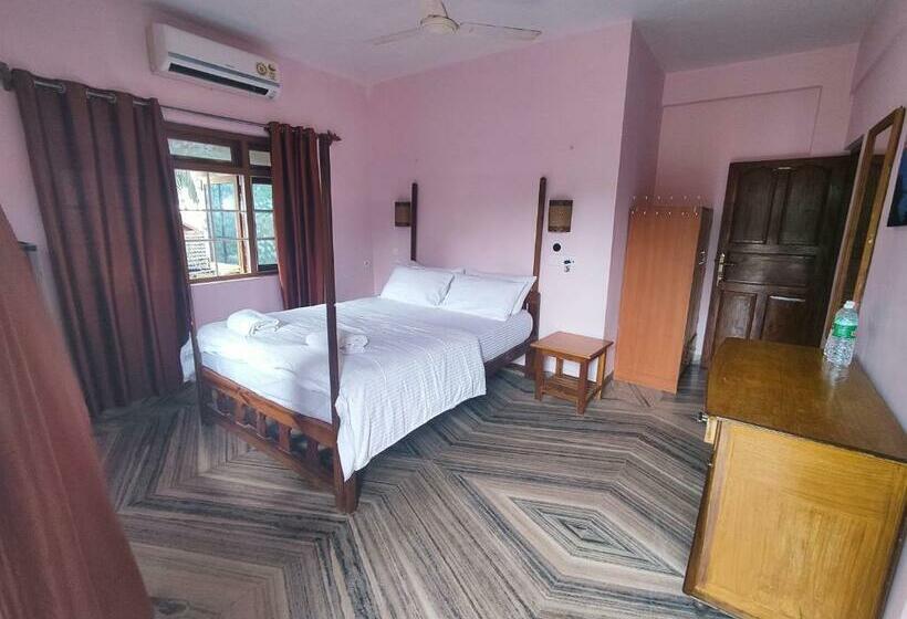 غرفة قياسية سرير كينج, Maria Paulo Guest House Bar And Restaurant