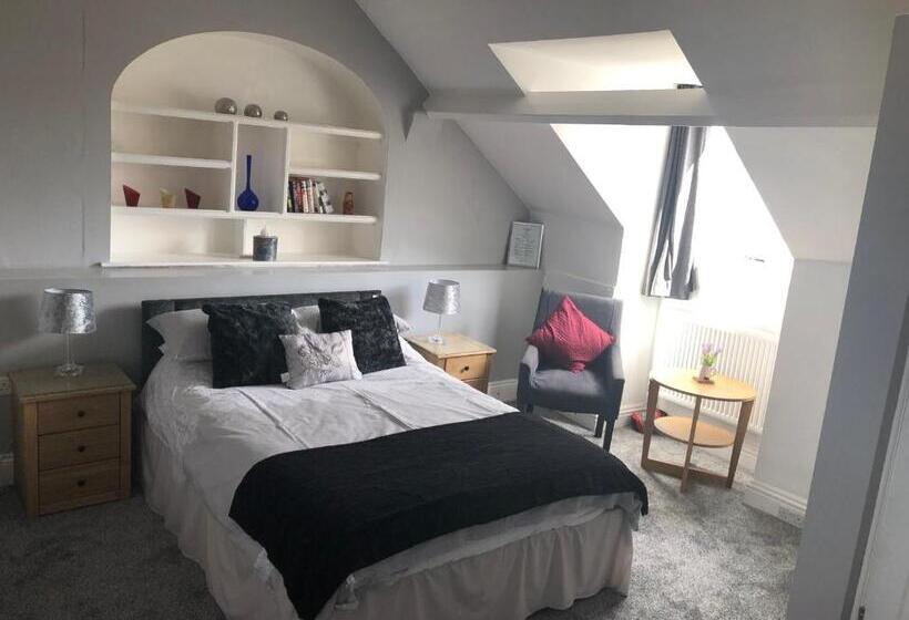 수피리어 룸, Carlton Guest House