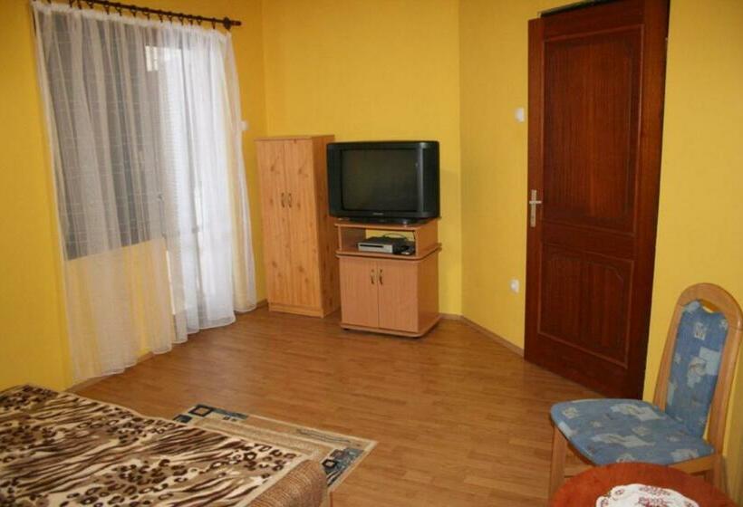 חדר סטנדרט, Fenyő Vendégház