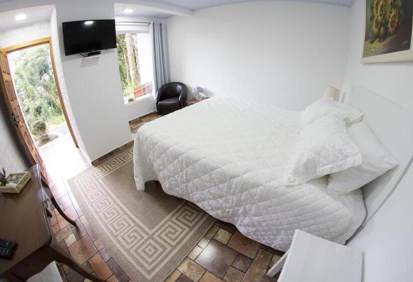 غرفة قياسية مزوَّدة بجاكوزي, Pousada Jardim Da Mantiqueira