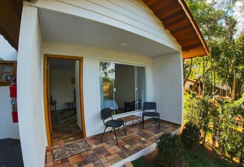 غرفة قياسية مزوَّدة بجاكوزي, Pousada Jardim Da Mantiqueira