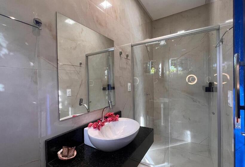 غرفة سوبيريور ثلاثية مطلّة علي البحر, Vila Gallina Pousada