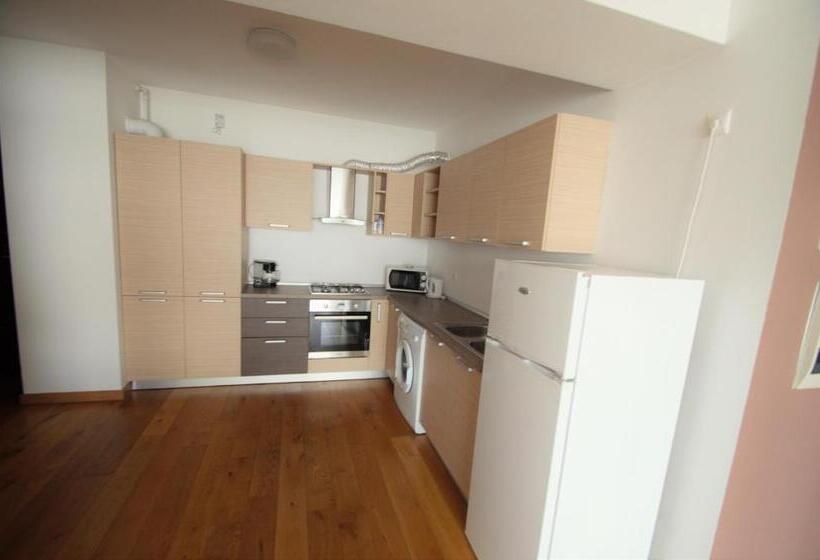 آپارتمان 1 خوابه, Upground Residence Apartments