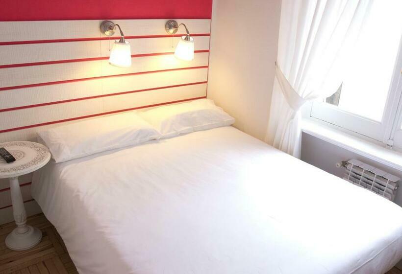 اتاق عادی, Hostal Boreal Mistral