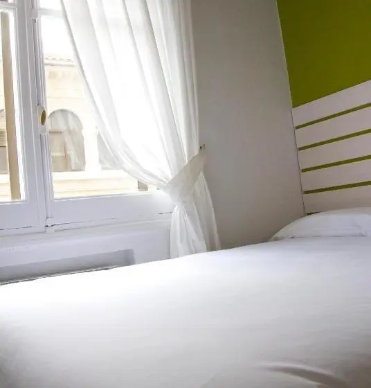 اتاق عادی یک تخته, Hostal Boreal Mistral