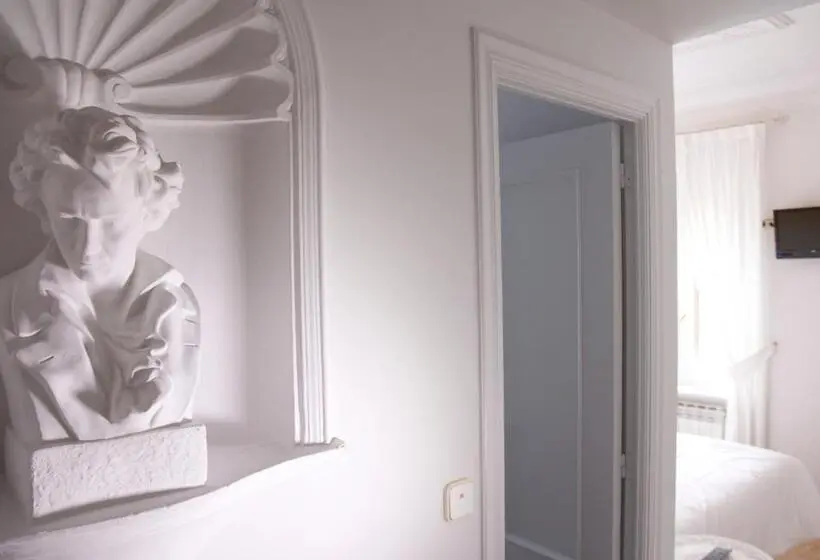 اتاق استاندارد, Hostal Boreal Mistral