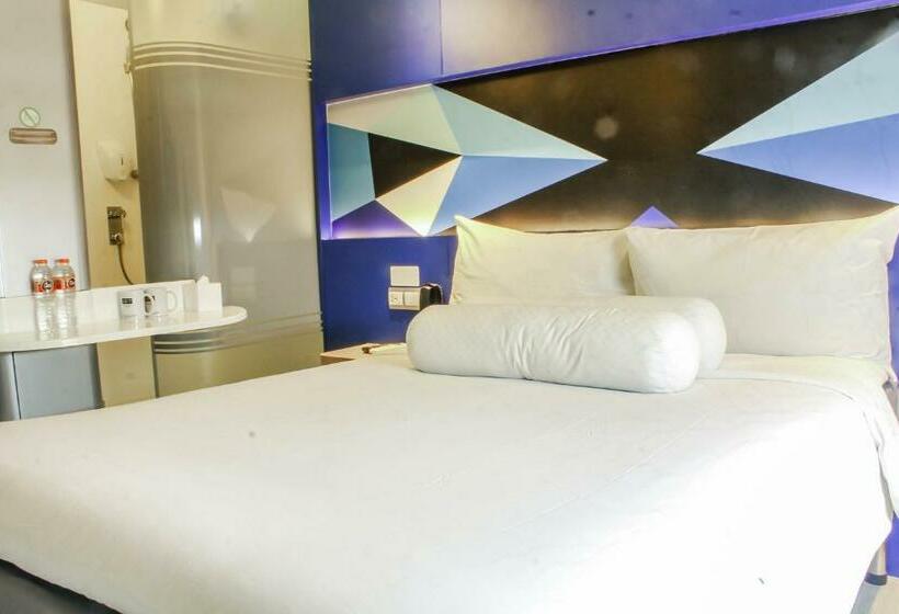 Номер Стандарт, Md 7 Hotel Cirebon