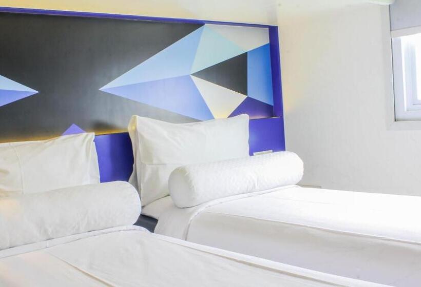 Номер Стандарт, Md 7 Hotel Cirebon