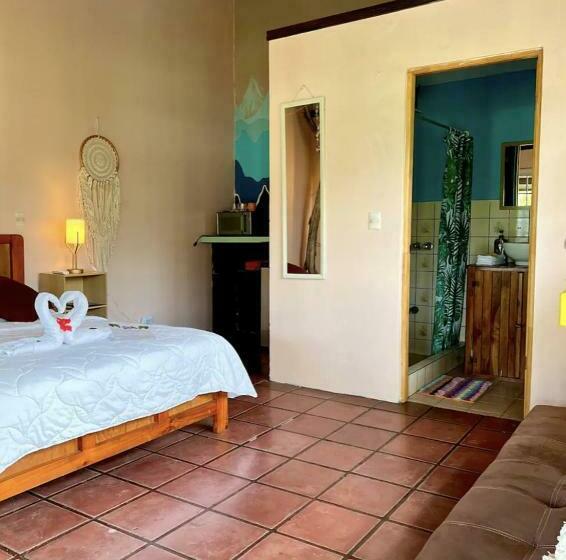 Номер Deluxe Вид на Море Боковой, Most Animal Friendly Place On Earth Casa Geraldo