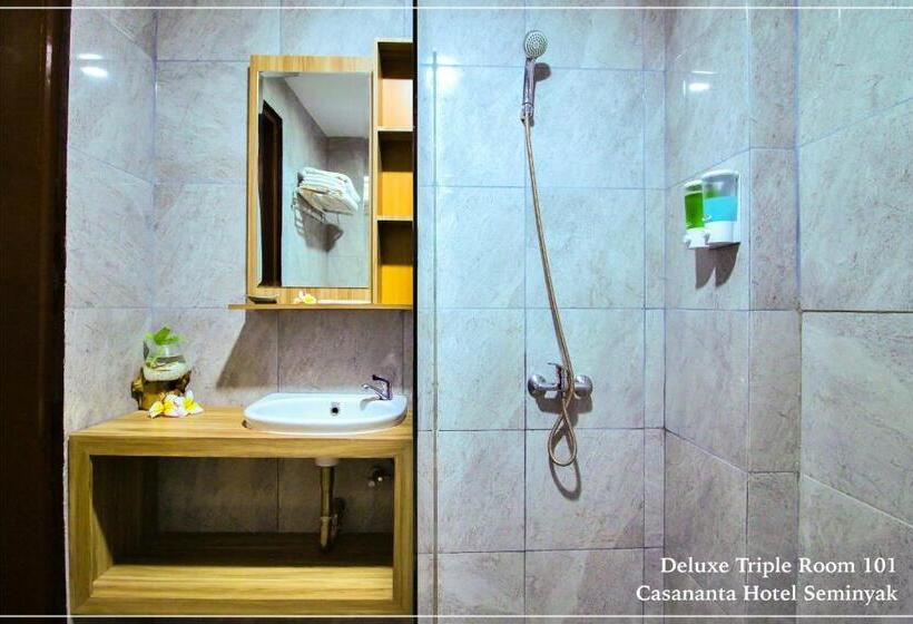 חדר דלוקס לשלושה, Casananta Seminyak