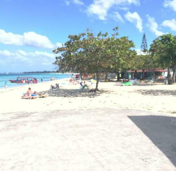 استودیو استاندارد با بالکن, Negril Beach Club Condos