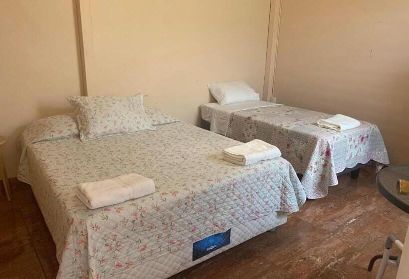 اتاق خانوادگی, Hostal Iria