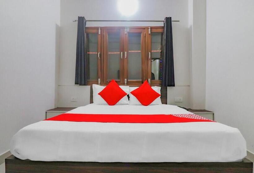 デラックスルーム, Rajlakshmi Guest House
