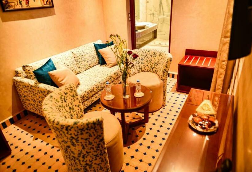 سوییت سوپریور, Riad Al Mazhar