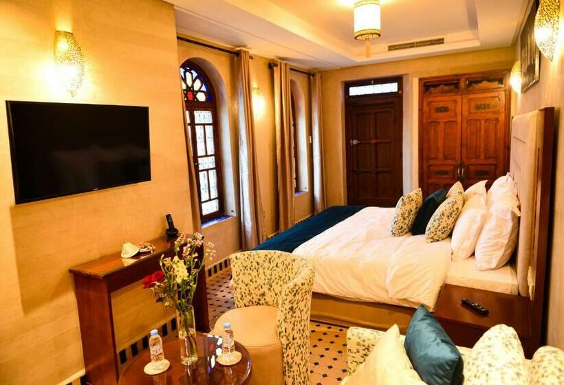 سوییت سوپریور, Riad Al Mazhar