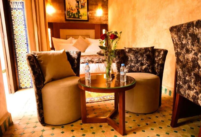 سوییت, Riad Al Mazhar