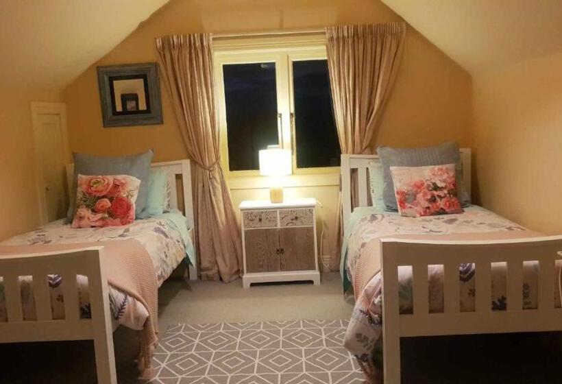 Дом 2 Спальни, Century House B & B Flatlette