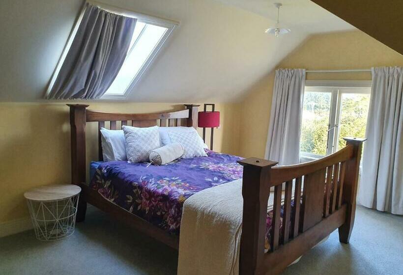 침실 2개 주택, Century House B & B Flatlette