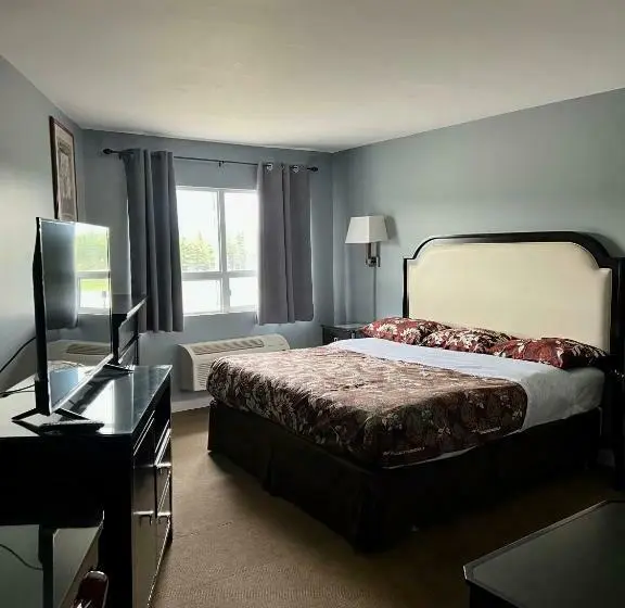 Deluxe Suite King Bed, Hwy 17