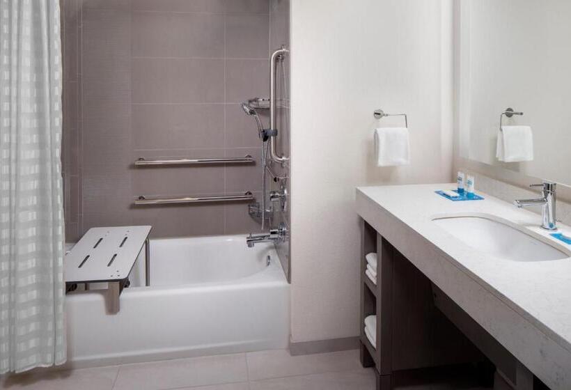 סוויטה מותאמת לאדם עם מוגבלויות, Hyatt House Tallahassee Capitol University