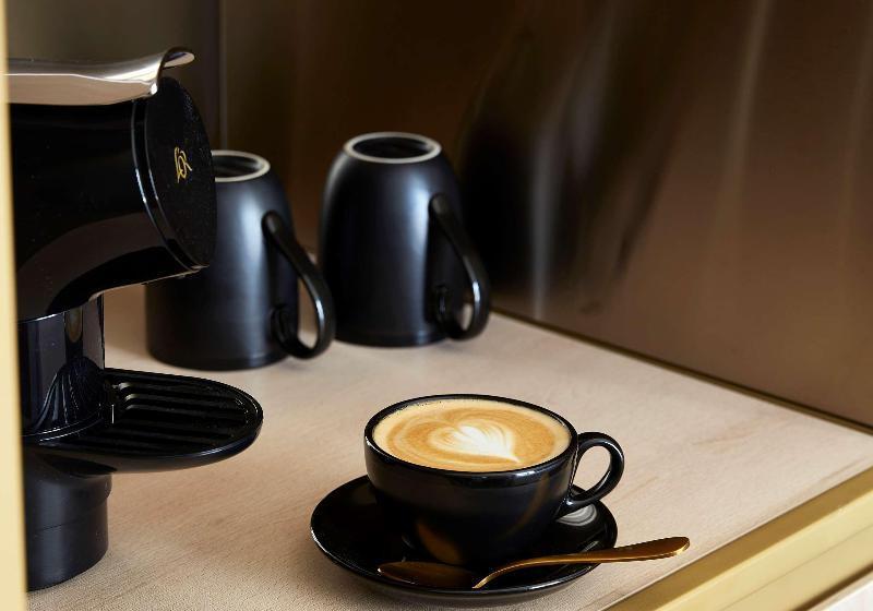 غرفة كلوب سرير كينج, Quincy Hotel Melbourne