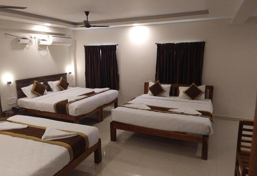 חדר משפחתי, Rani And Rani Residency