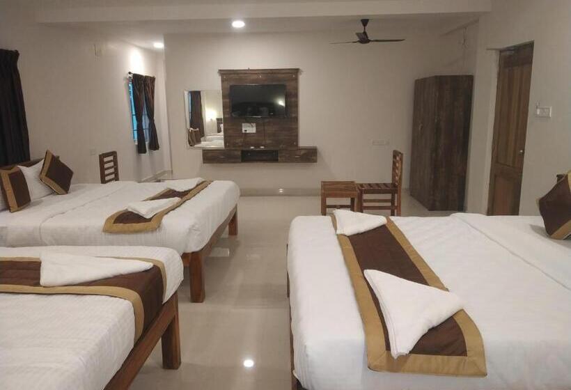 חדר משפחתי, Rani And Rani Residency