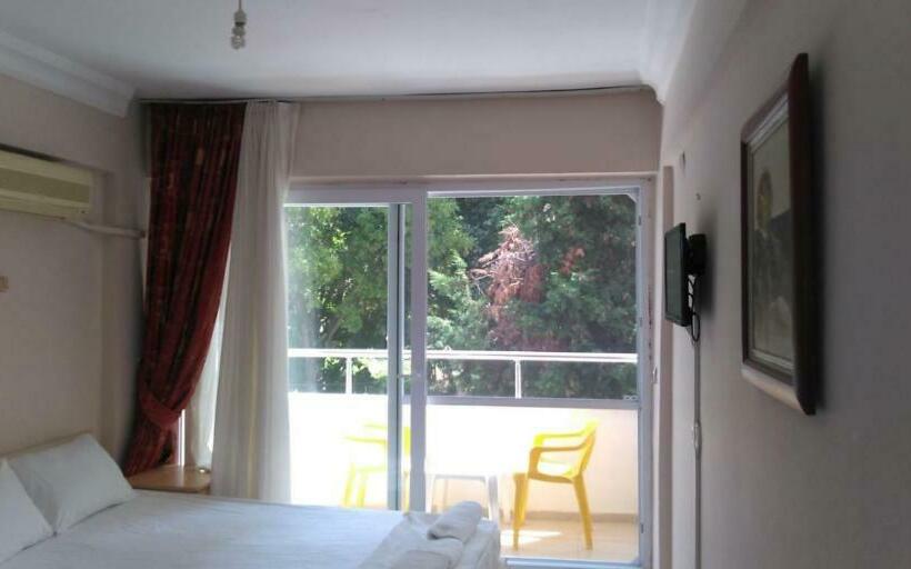 Номер Стандарт, Selina