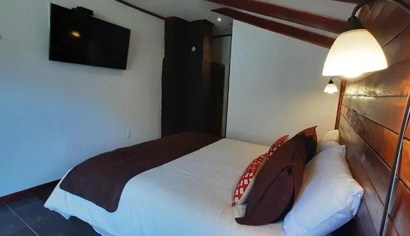 キングサイズベッドのスタンダードルーム, Miramonte B&b