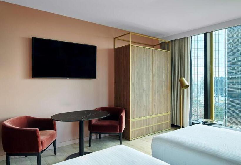 غرفة كلوب سرير كينج, Quincy Hotel Melbourne