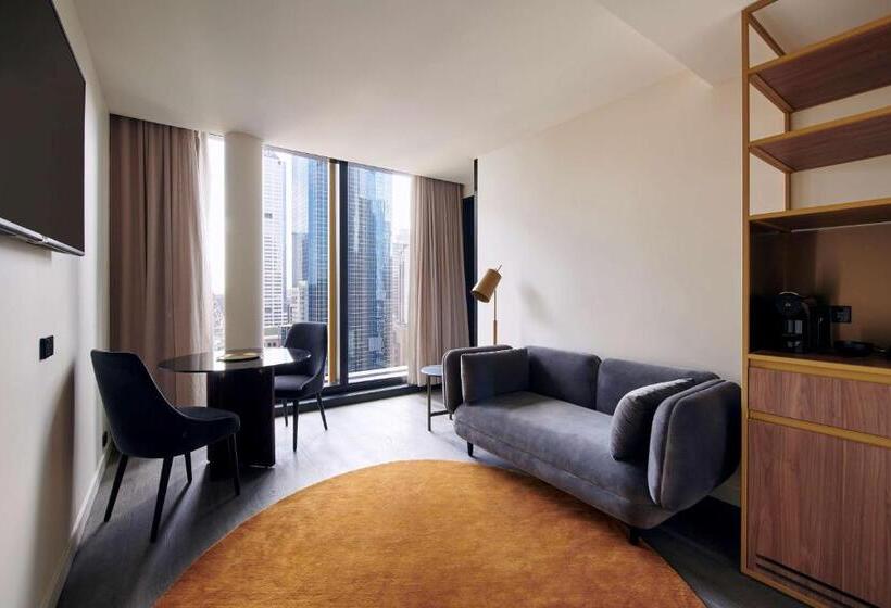 غرفة كلوب سرير كينج, Quincy Hotel Melbourne