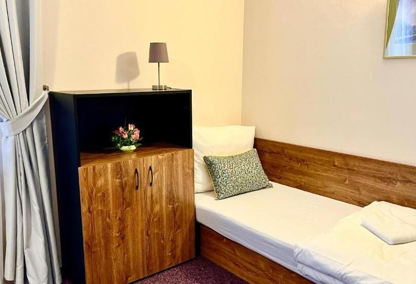 スタンダード４人部屋, Penzion A Kemp Koruna