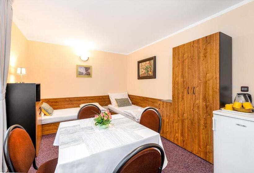 スタンダード４人部屋, Penzion A Kemp Koruna