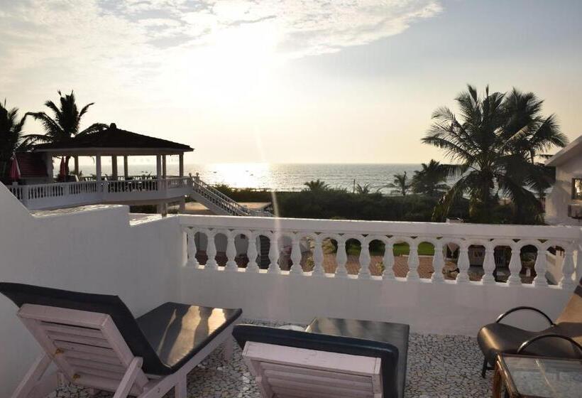 オーシャンビューデラックスルーム, Qees Empire Beach Resort