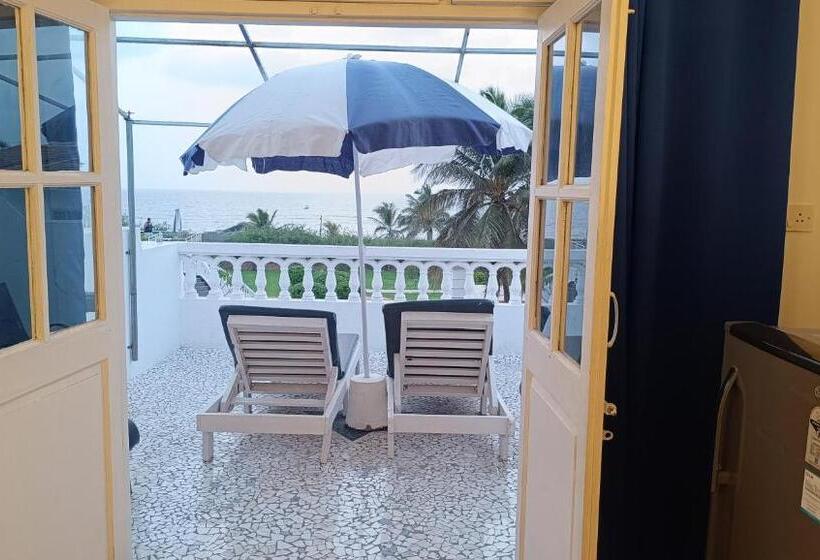 חדר דלוקס נוף לים, Qees Empire Beach Resort