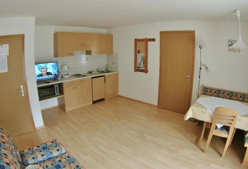 带2个卧室的公寓, Alpenrose