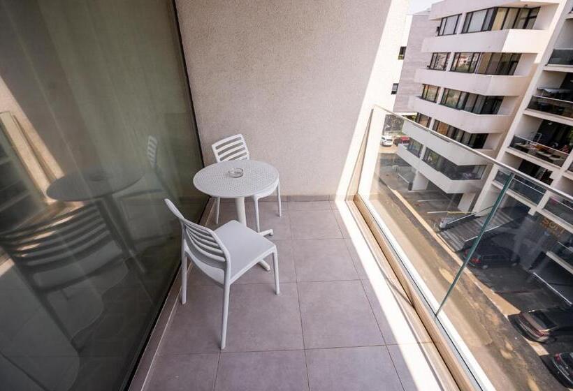 발코니가 있는 스위트, Clas Mamaia Nord