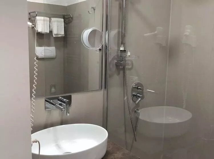 اتاق استاندارد چهار تخته, Aretusa Vacanze B&b