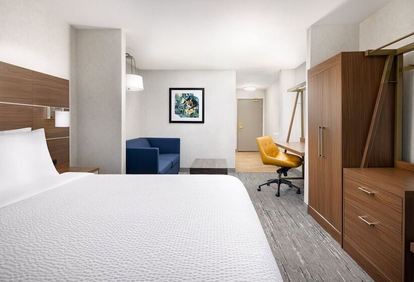 适合残疾人士使用的套间, Holiday Inn Express Las Vegas Stadium Area, An Ihg