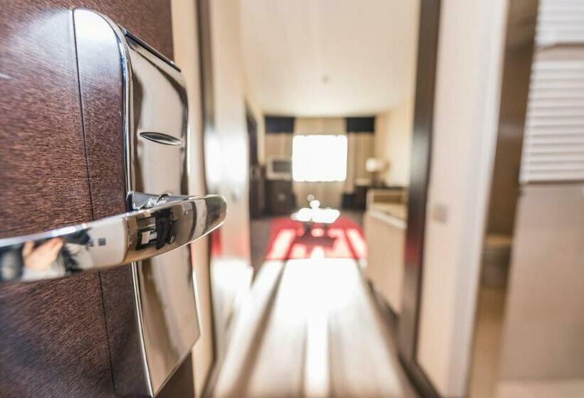 اتاق استاندارد, Mercader